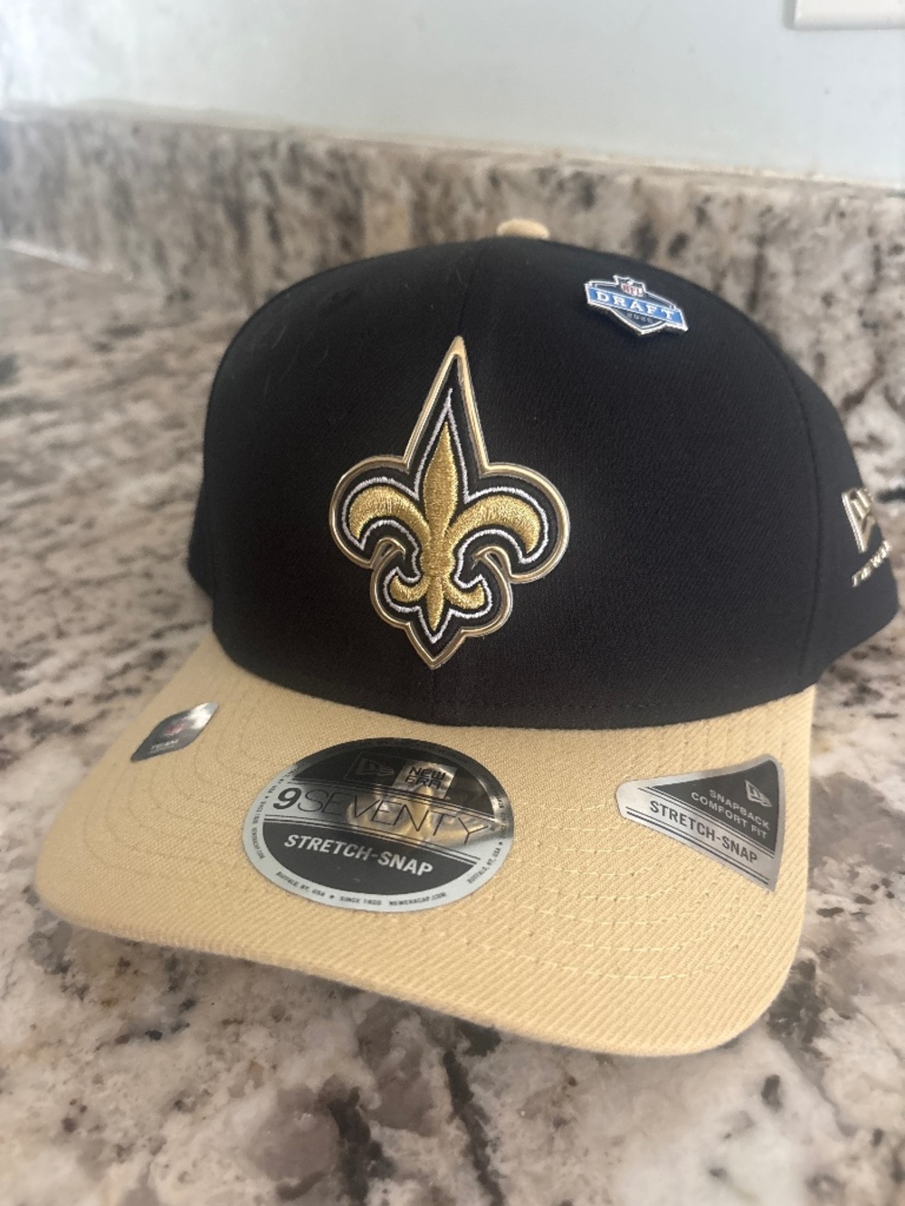 New Orleans Saints New Era 59FIFTY Fitted Hat Black Gold NFL NWT